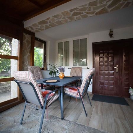 Full-House Si Gradina In Bucovina, Lisaura Villa Bagian luar foto